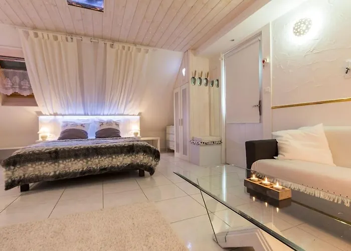 Appartement De Charme Proche Colmar Avec Terrasse Sainte-Croix-en-Plaine